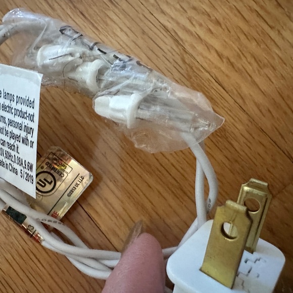 NWT Holiday Time Silver Star Light-Up Tree Topper - Picture 12 of 14